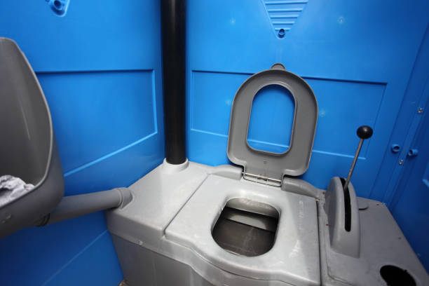 Best Porta potty delivery and setup  in Winnebago, MN